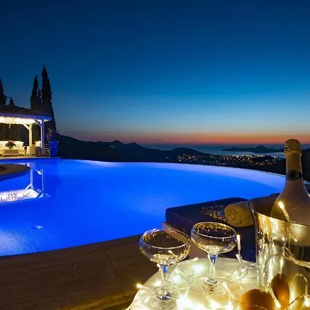 Yalikavak Villa *